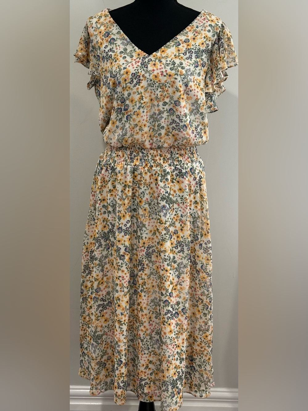 Everlily L Floral V-Neck Flutter Sleeve Midi Dress - Yellow Floral 279